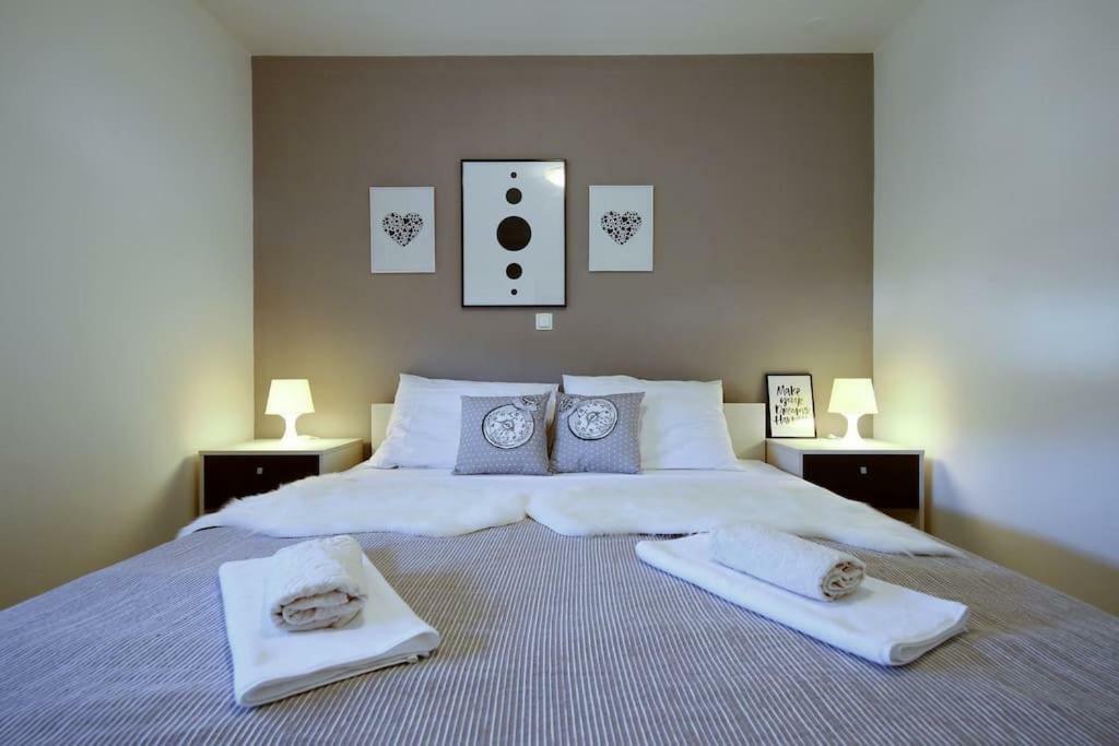 Oleandra Apartments Drage Luaran gambar